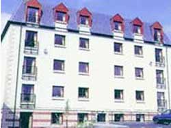 Fountain Court Apartments
