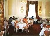 Averard Hotel