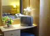 Nayland Hotel